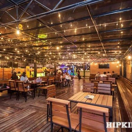 Oyo 796 Paradise Sukhumvit Hotel Бангкок Екстер'єр фото