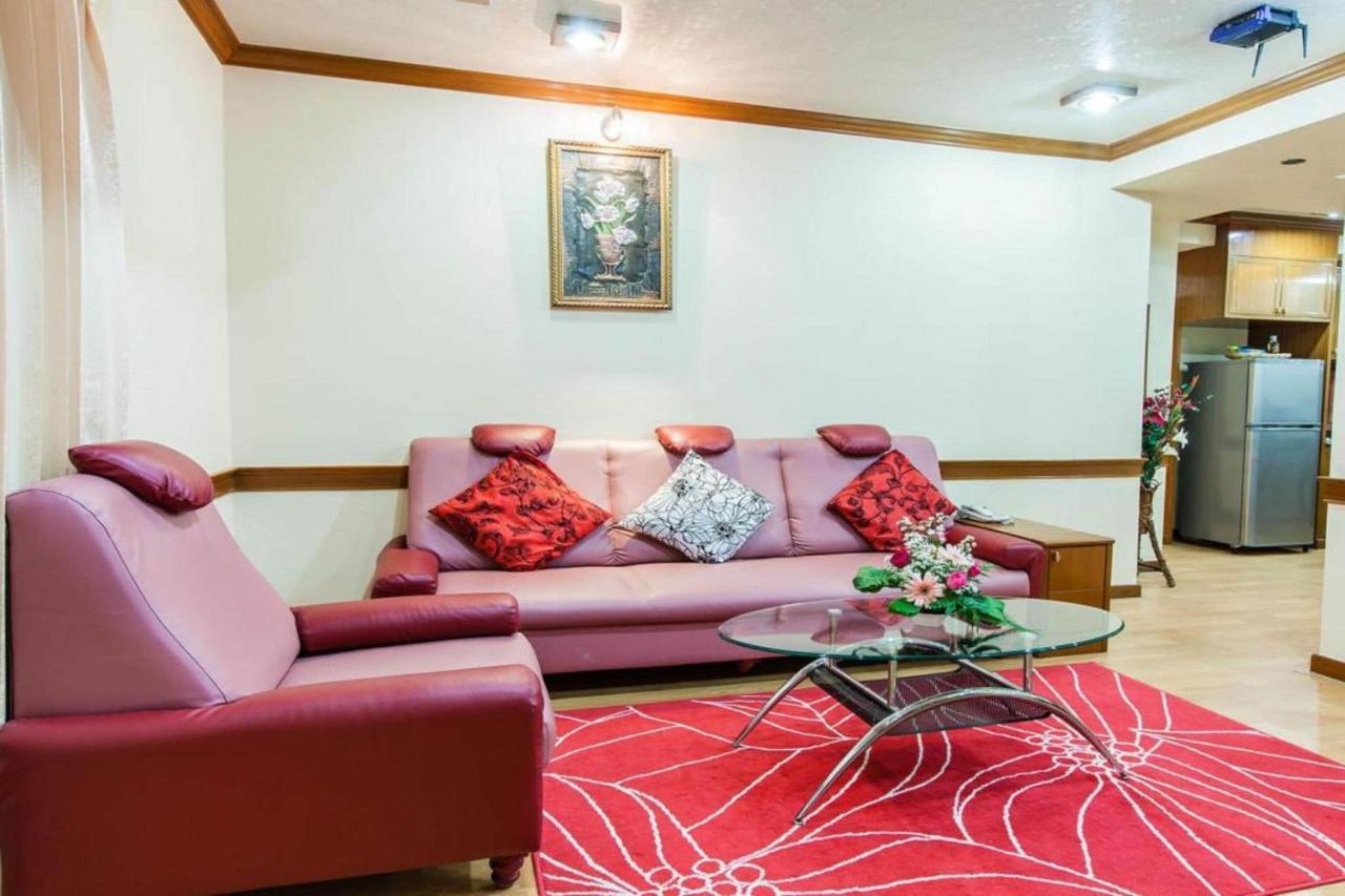Oyo 796 Paradise Sukhumvit Hotel Бангкок Екстер'єр фото